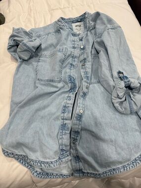 Aerie Light Wash Oversized Denim Shirt w Roll Sleeve